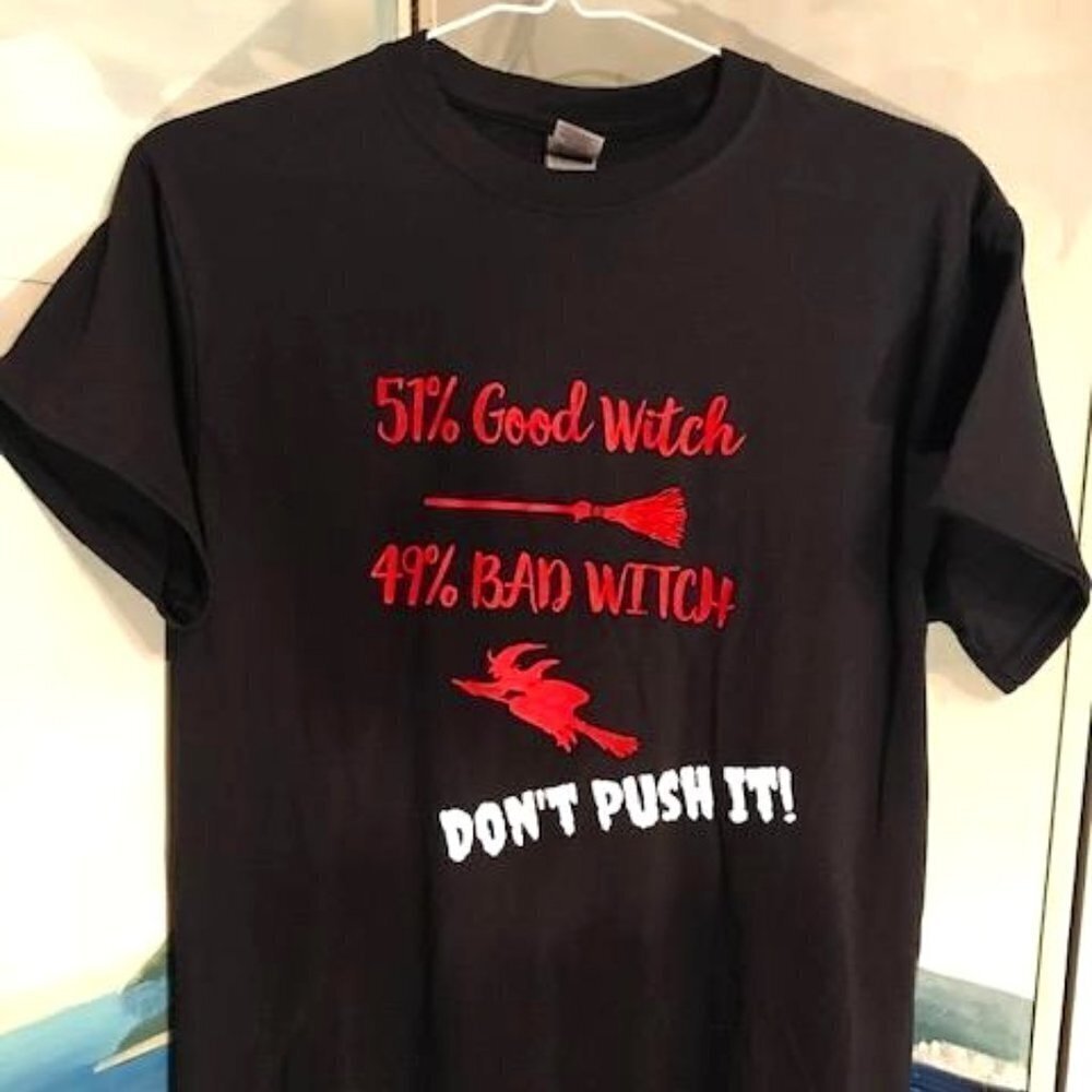 LOL Witch 🧙‍♀️ Tee🎃